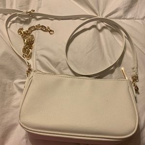 Forever 21 summer clutch bag
